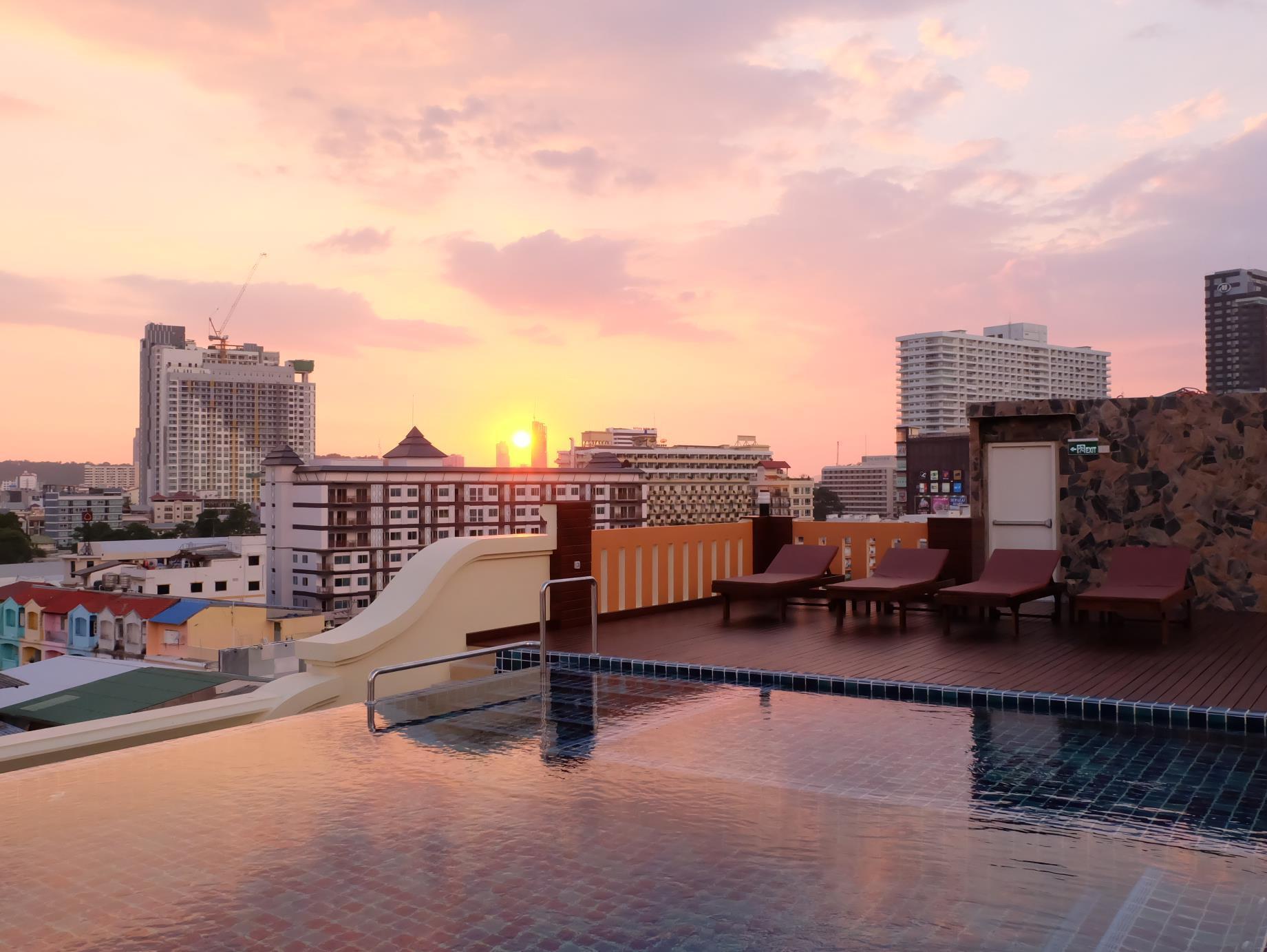 D Hotel Pattaya Exteriér fotografie