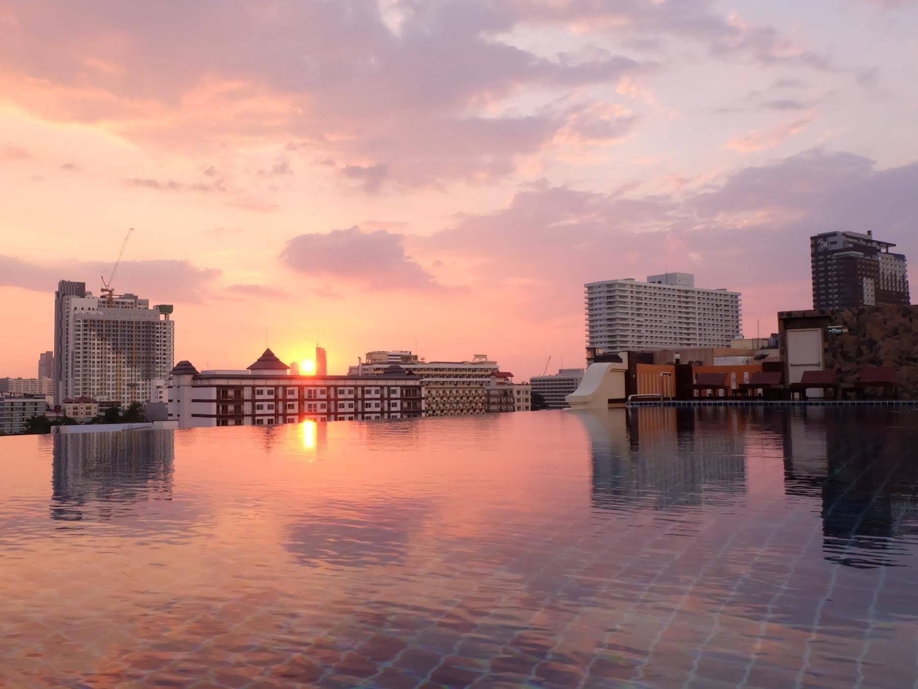 D Hotel Pattaya Exteriér fotografie